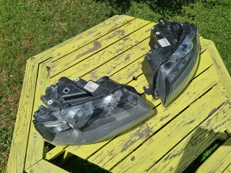 AUDI A3 8P (03-08)- LAMPY przednie przód LEWA i PRAWA oryginalne AL