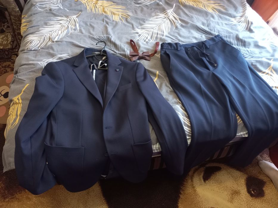Чоловічий костюм 46 розміру trend Zara