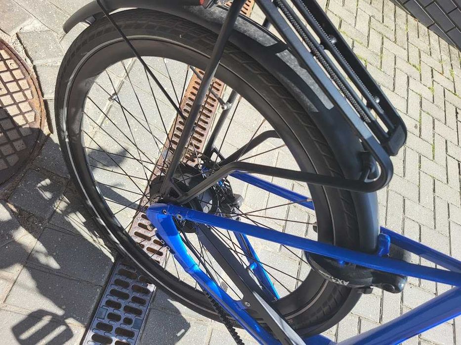 Rower elektryczny GAZELLE ULTIMATE  rama 53,przbieg  427km,PRAWIE NOWY