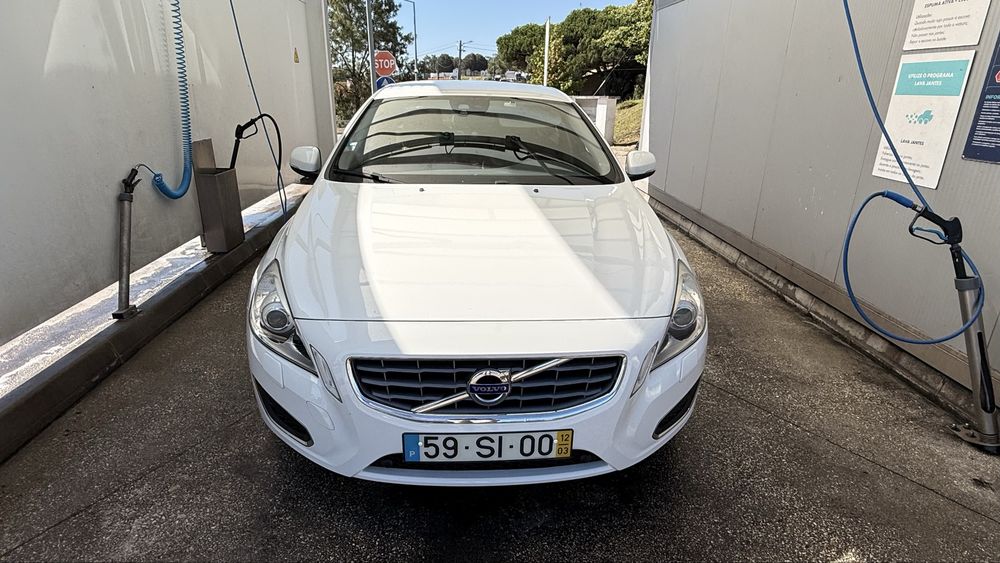VOLVO S60 D3  Momentum