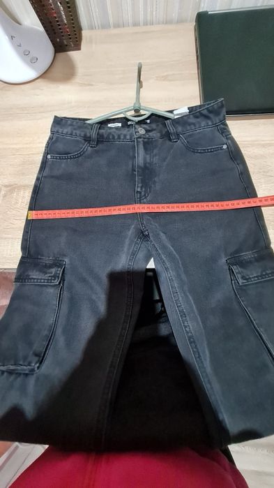 Продам джинсы на девочку в идеальном состоянии.