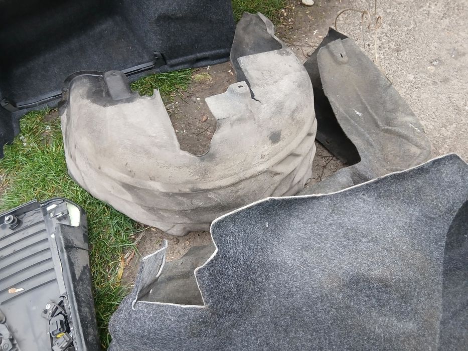 Обшивка арки правая VW Passat b7 12-15 USA