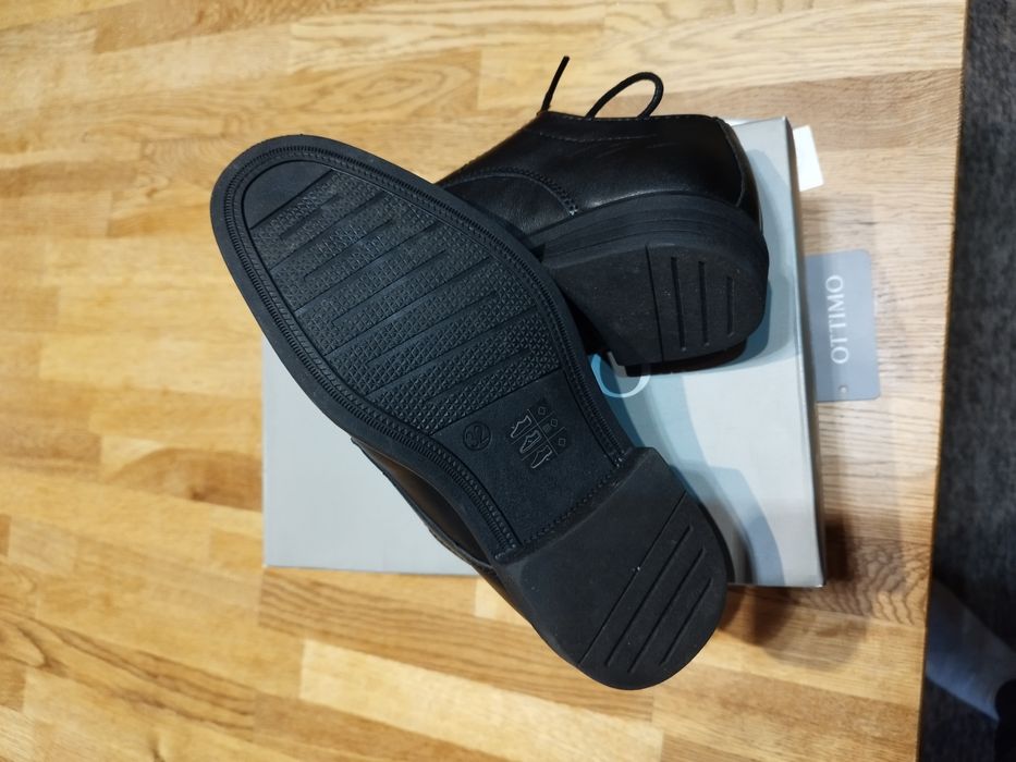 Buty komunijne dla chłopca czarne skóra rozmiar 32 firma Ottimo