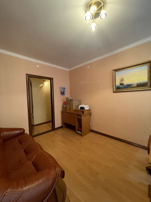 Продаю 2 квартиру с автоном. отоплением пр. Центральный!