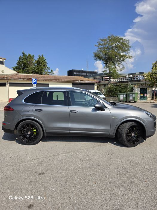 Porsche Cayenne S E-Hybrid | 2015 | 189.900 km | 28.500€ — photo 3