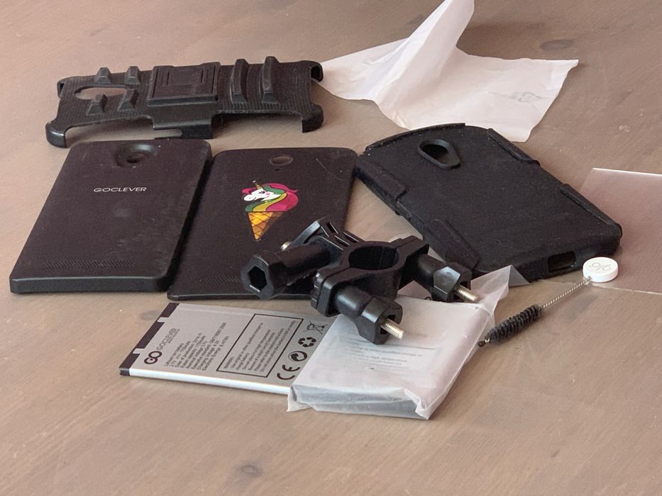 Akcesoria do smartfonu Goclever 2 baterie, plecki