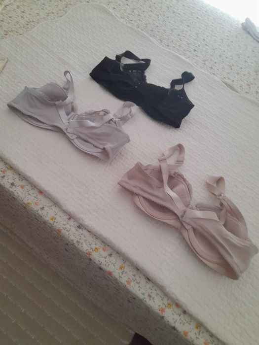 5 Soutiens rendados com aro e copa almofadada, Yalisi