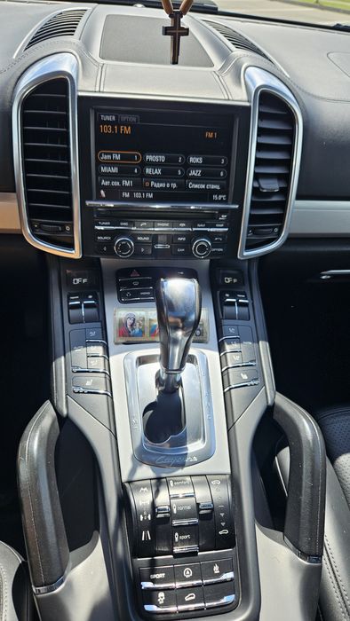 Porsche Cayenne 2011 VIN WP1ZZZ92ZBLA35164 фото оголошення 13 з 24