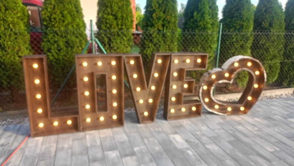 Napis LOVE z sercem duży zestaw LED