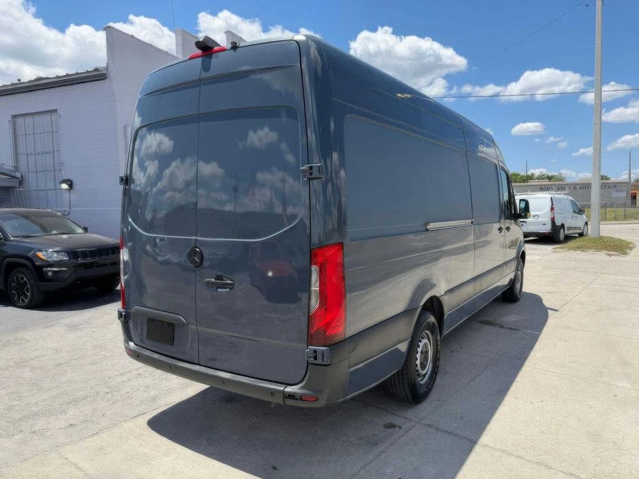 Mercedes-Benz Sprinter      2019