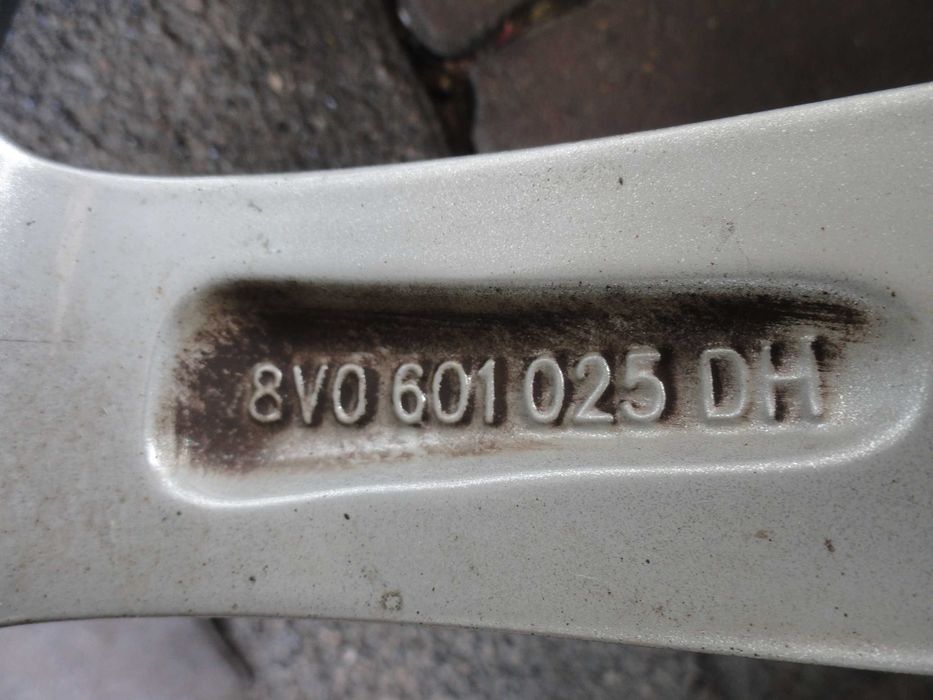 Felgi Aluminiowe 17 5x112 Audi Orginał
