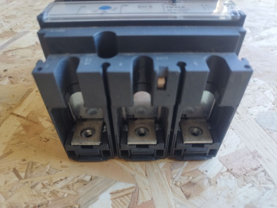 Disjuntor Schneider Electric Nsx100B - 22