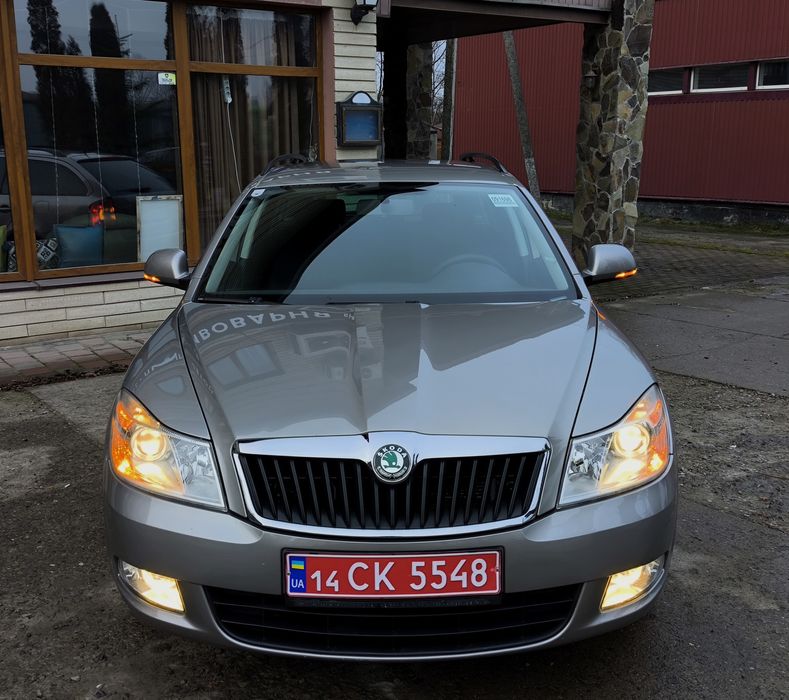 Skoda Octavia 2011 року Свіжопригнана з Австрії 1.6 МПІ mpi Шкода