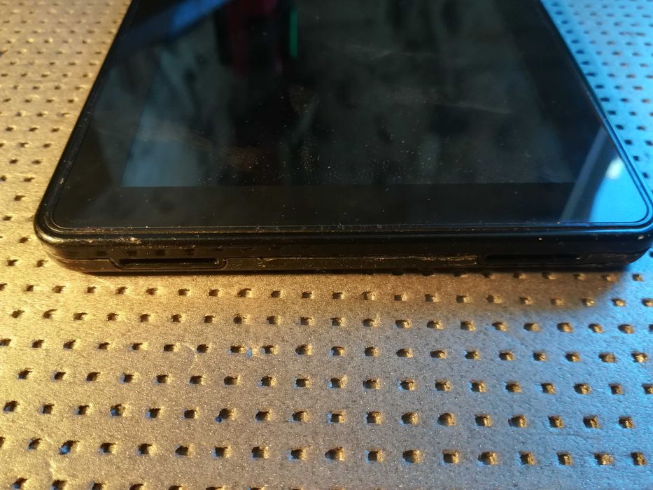 Планшет Kindle Amazon D01400 Не працює. ціна як за акумулятор