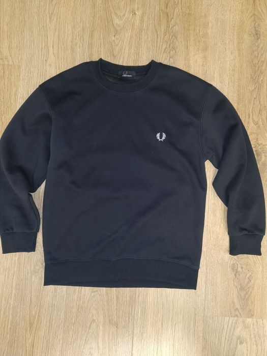 Продам  кофту Fred Perry