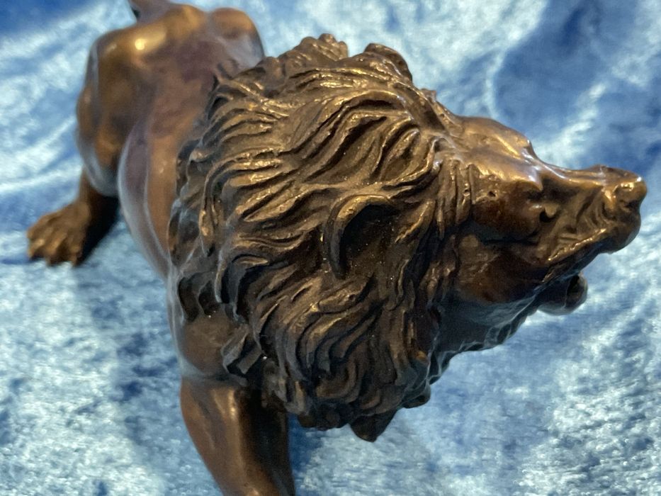 Bronze leão com 16 cm ,anúncios abaixo