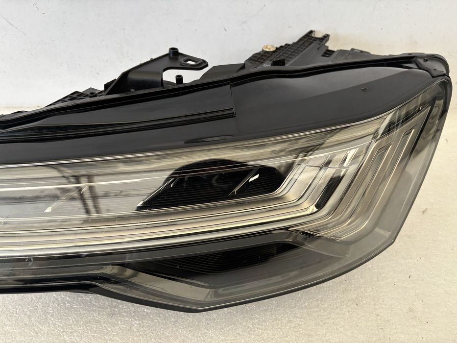 Audi A6 C8 4K 4K0 matrix lampa lewy przód lewa przednia