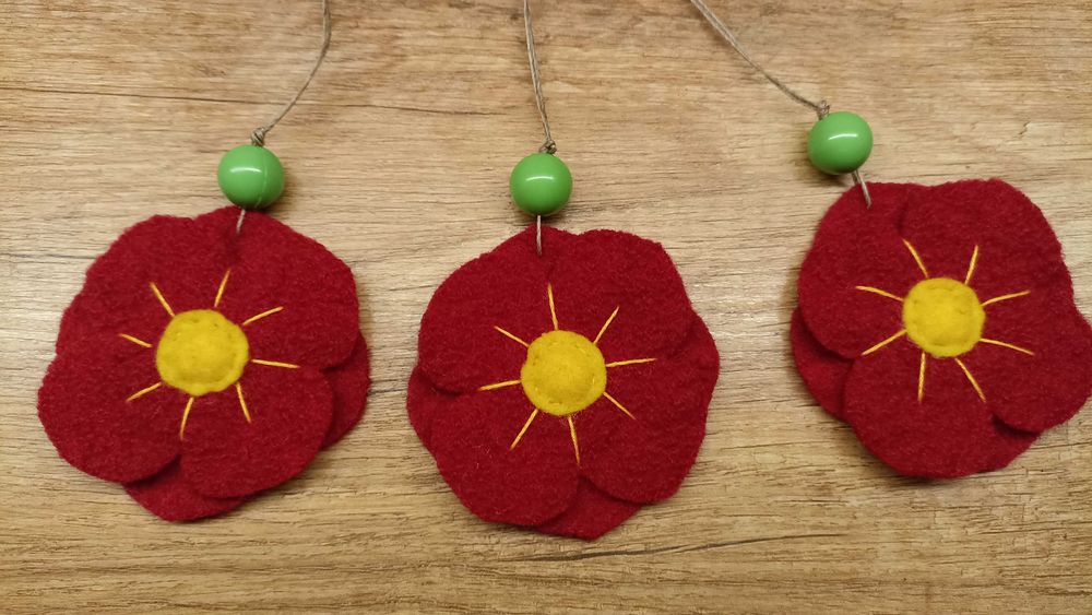 Komplet, kwiaty, maki, filc, wełna, rękodzieło