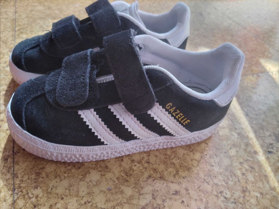 Tenis criança bom estado