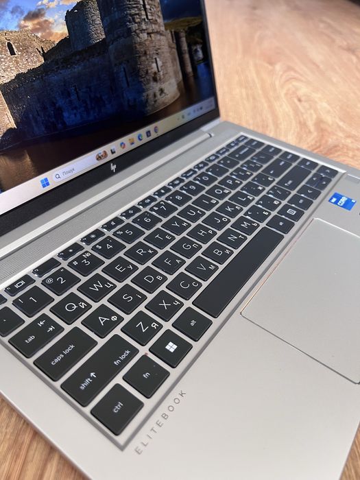 HP EliteBook 640 G9 14” i5-1245U / 16GB / 256GB SSD