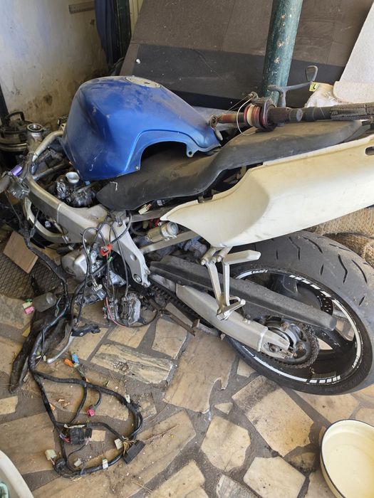 Vendo honda cbr 600 peças