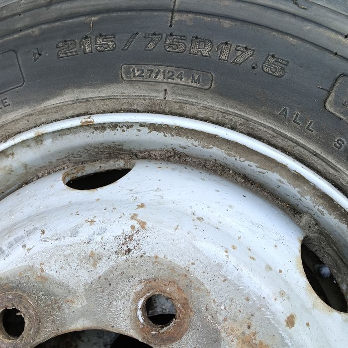 Резина з дисками R 16 та R 17.5