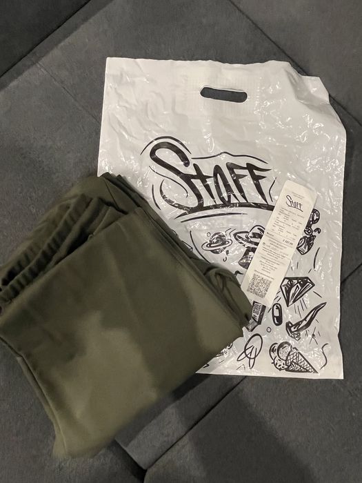 Продам спортивний костюм Staff