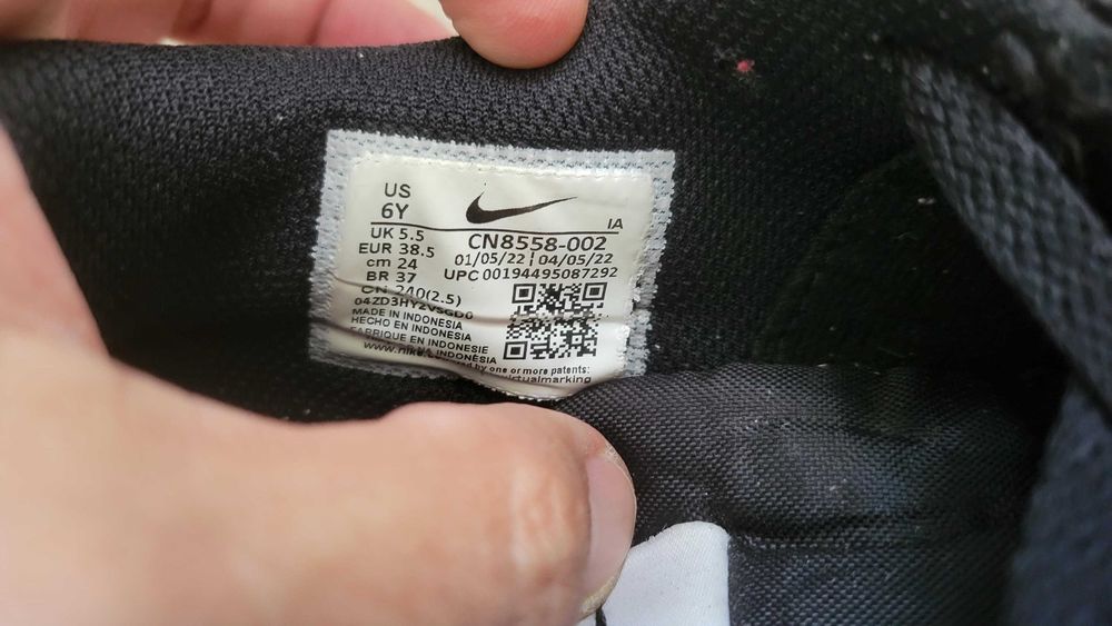 Nike MD Runner 2 usados 38.5 para desocupar