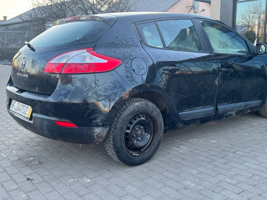 Рено меган3 1.6 бенз недорого хетчбек 187тис рідного