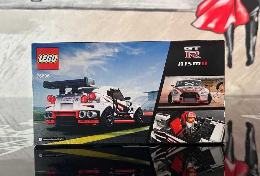 Конструктор LEGO Speed Champions 76896 Nissan GT-R NISMO