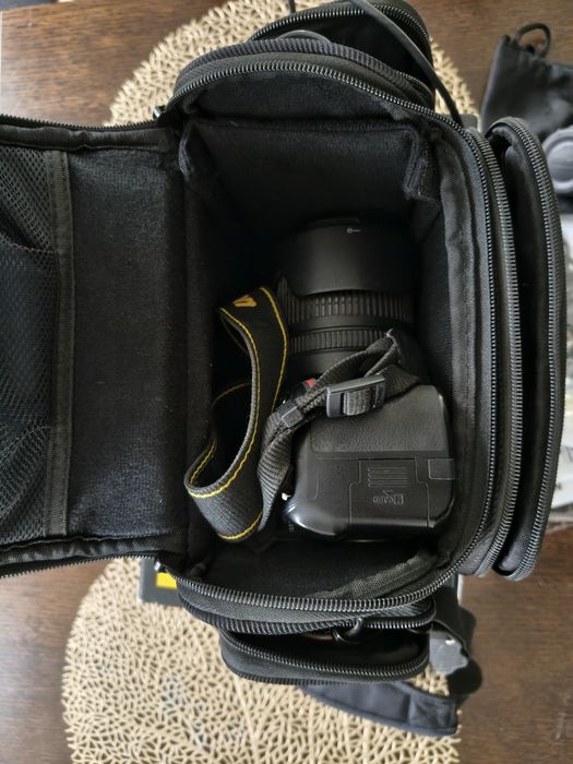 Lustrzanka Nikon d3200