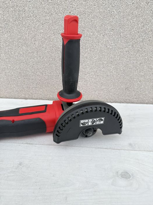 Акумуляторна кутова шліфувальна машина Einhell X-Change TE-AG 18/125