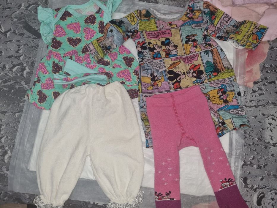 Отдам даром детские вещи