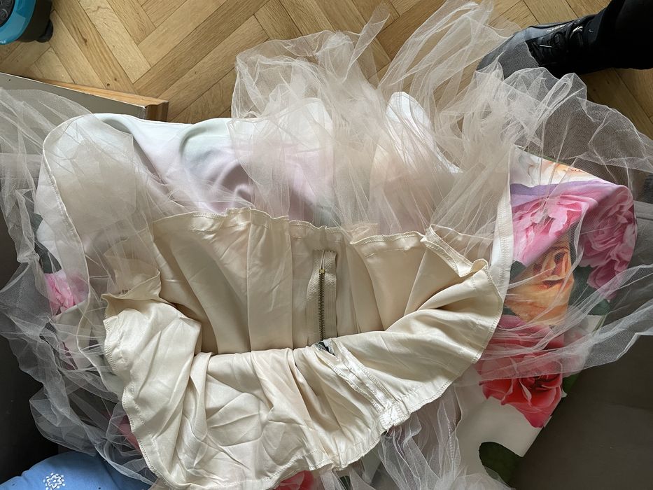 Kartes Moda - elegancka sukienka (wesele,chrzciny, inna impreza)