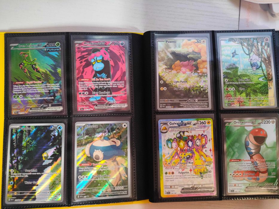 Karty Pokemon TCG (Magikarp Charizard Squirtle Eevee i inne)