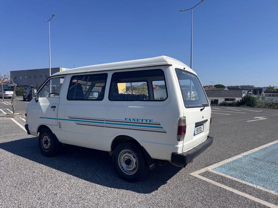 Nissan Vanette 297000km 1 dono