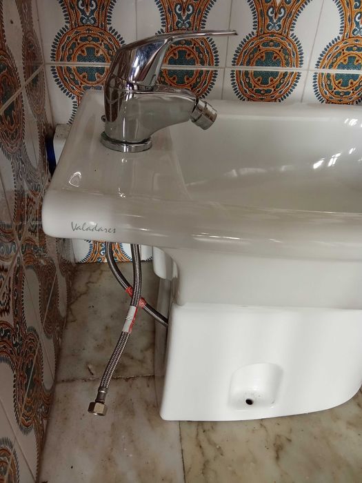 Vendo vide marca Valadares