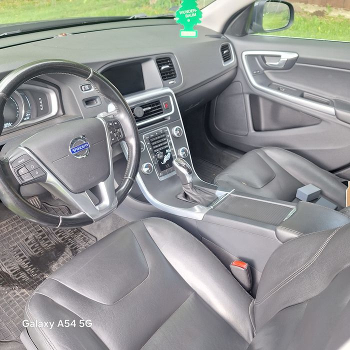 Volvo s60 II AWD T5