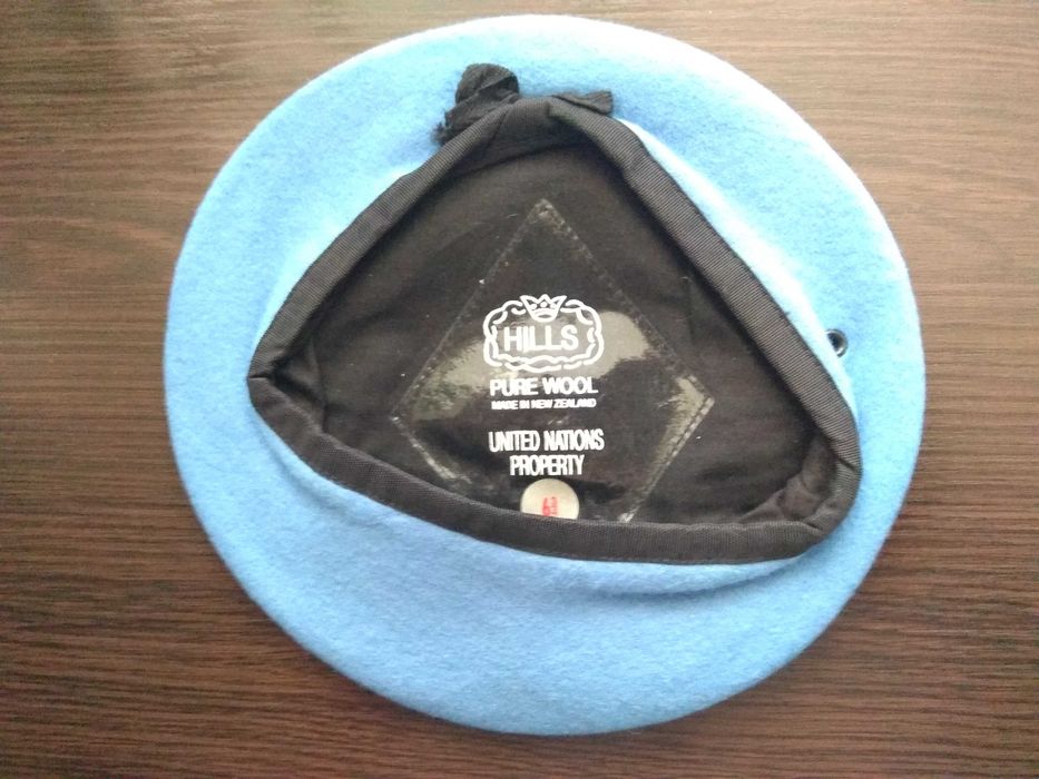 атрибутика миротворчих сил ООН (шеврон, значки, кокарда, берет)