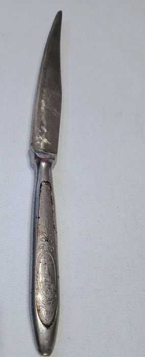 Нож столовый СССР Б.У

Состояние на фото