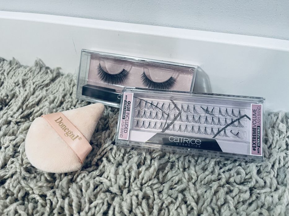 Zestaw rzes rzecy fake lashes catrice kepki i puszek