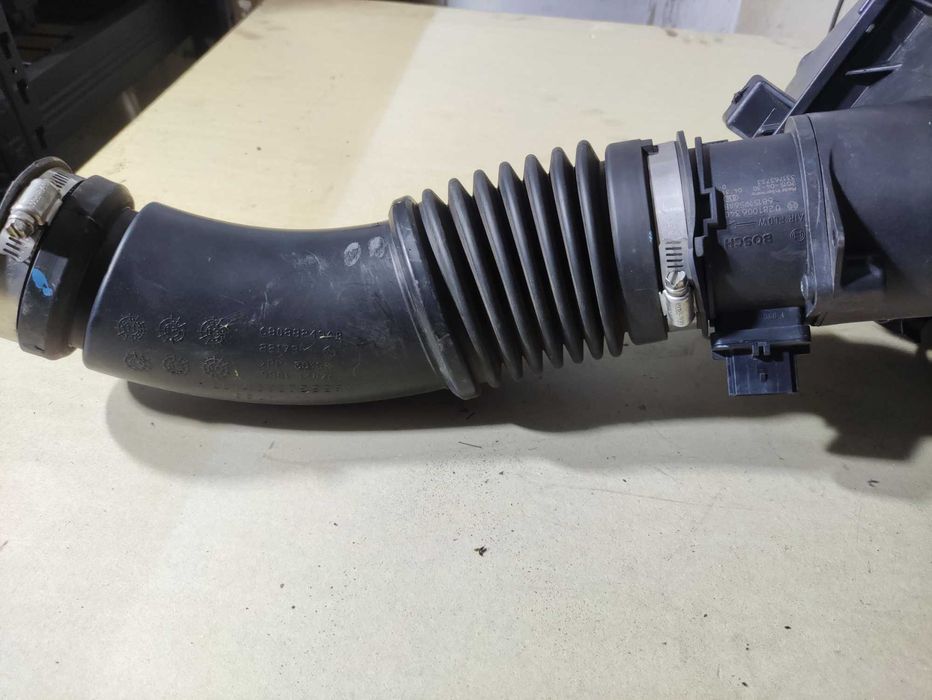 jeep grand cherokee wk2 summit 3.0 CRD obudowa filtra powietrza