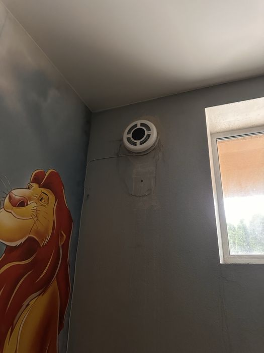 Комерційне приміщення вільного призначення