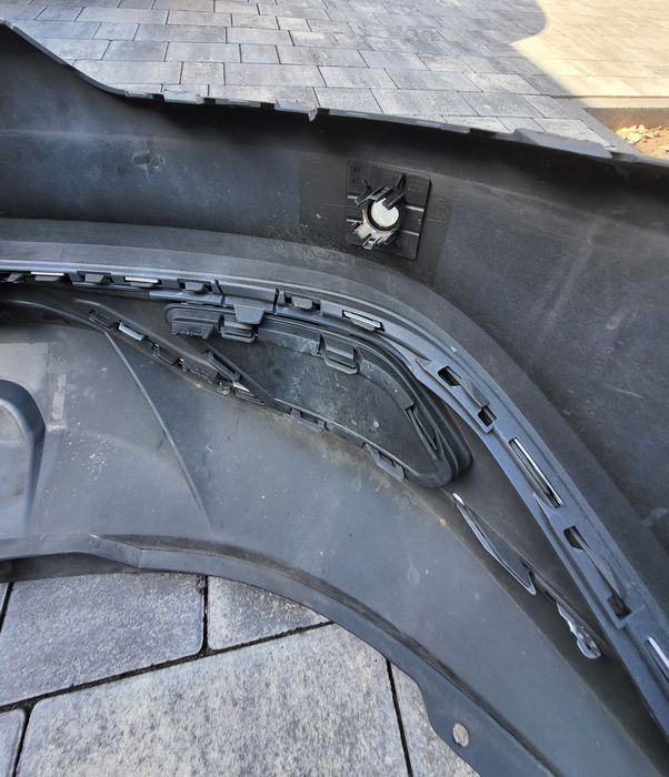 Бампер задній + губа накладка заднього бампера Audi Q8 (2019)