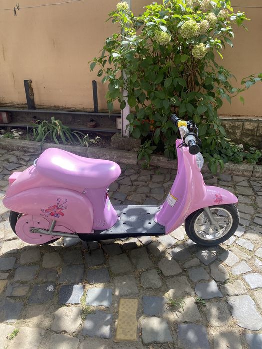 Електроскутер RAZOR