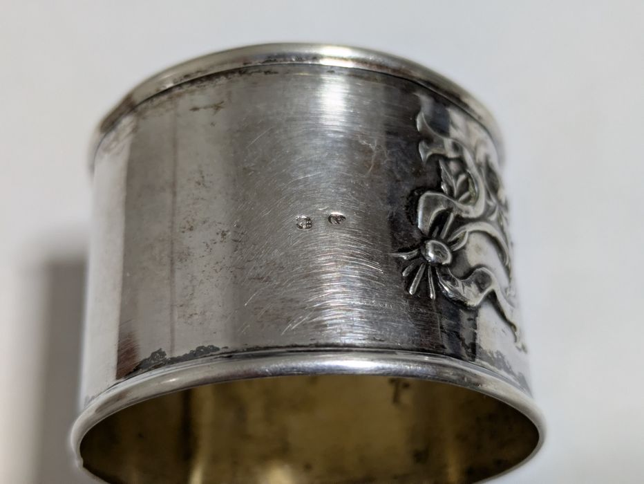 Argola prata antiga, contraste Javali