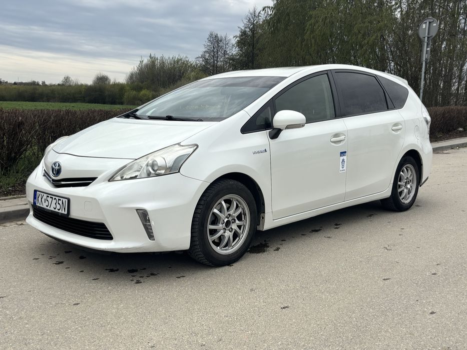 Toyota prius plus