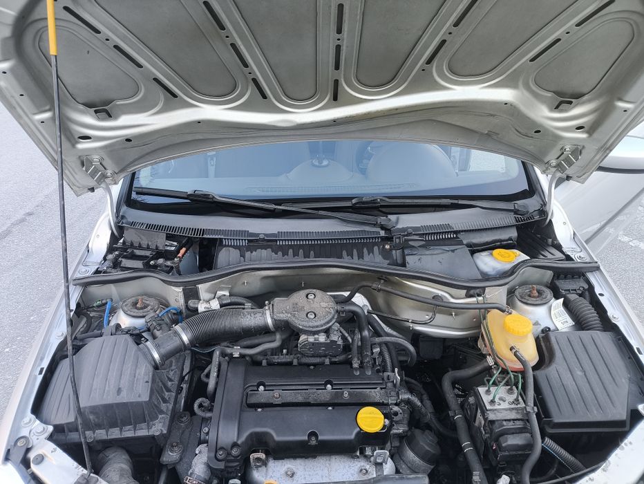 Opel corsa c impecável