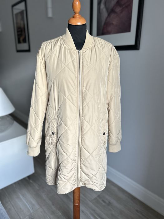 Kurtka pikowana beżowa firmy Dunnes