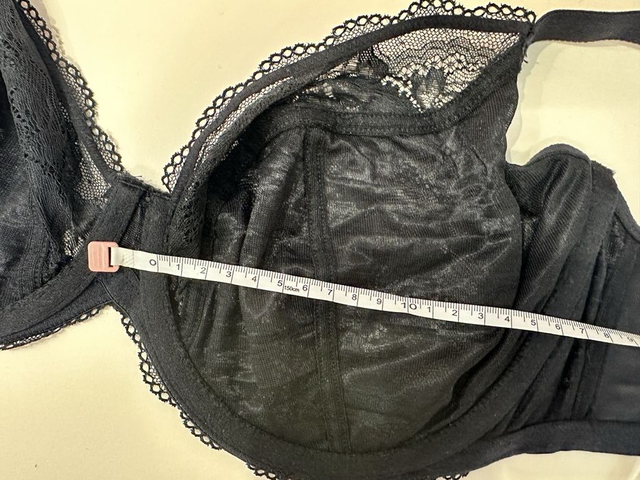 Бюзгалтер на великі груди 80 G. Стан нового. Заміри на фото є.